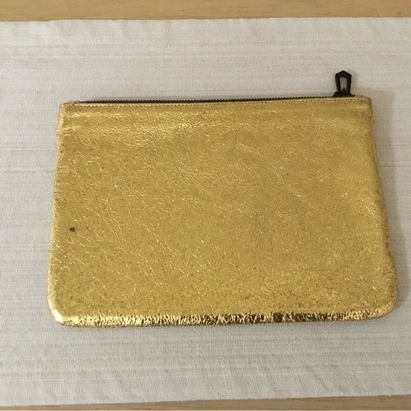 Marc Jacob x neiman Marcus target gold pouch - Picture 2 of 9